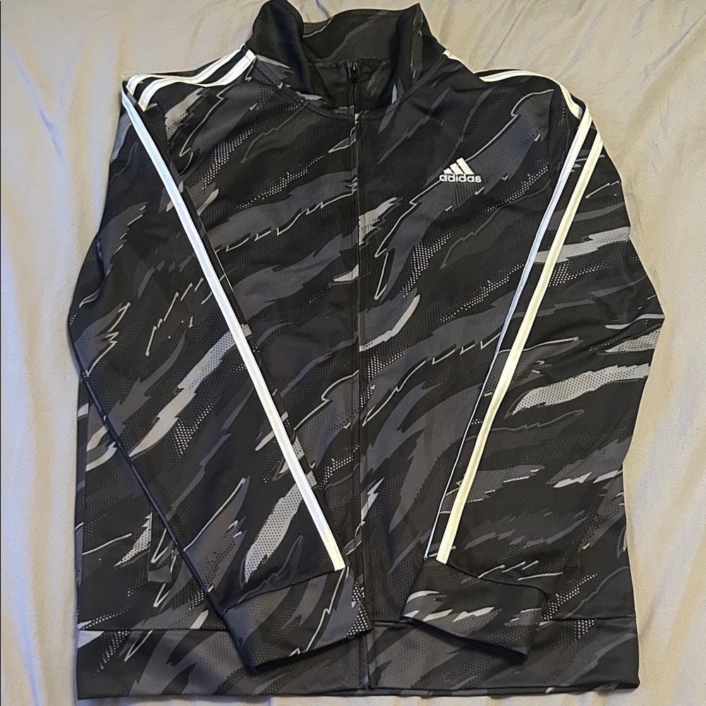 Adidas Boys Black Gray and White Jacket Sz XL